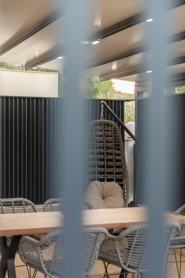 Sithoniars Luxury Ground Floor Apartment With Private Garden Neos Marmaras Exterior foto