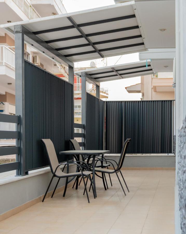 Sithoniars Luxury Ground Floor Apartment With Private Garden Neos Marmaras Exterior foto