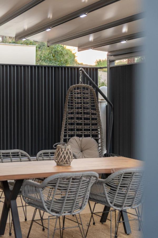 Sithoniars Luxury Ground Floor Apartment With Private Garden Neos Marmaras Exterior foto